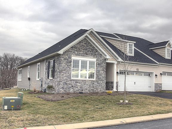 2nd image of 148 Sawgrass Dr