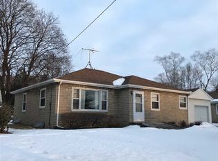 347 Bader St, Green Bay, WI 54302