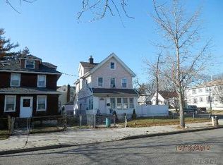 24702 Memphis Ave, Rosedale, NY 11422