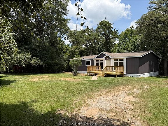 2nd image of 10801 Noble Oaks Ln