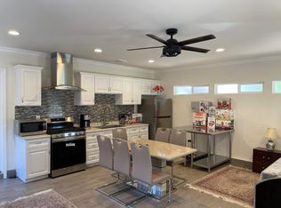 20229 Leadwell St, Winnetka, CA 91306