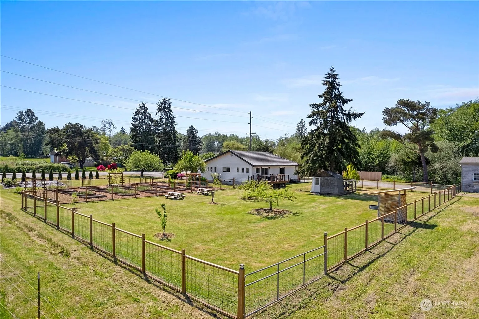 4205 E College Way photo 1