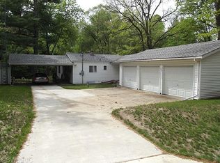 7744 E Saint Huberts Trl, Hesperia, MI 49421