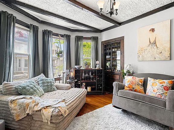 3rd image of 228-230 Euclid Ave #1