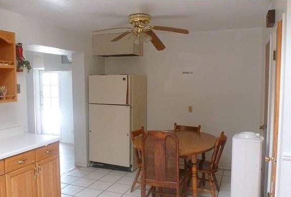 5th image of 5607 N 31st Dr