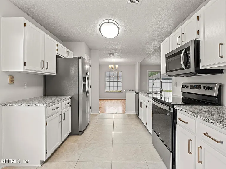 12756 Bentwater Dr — Photo 9