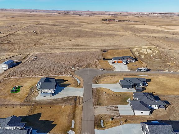 5th image of Acres Dr