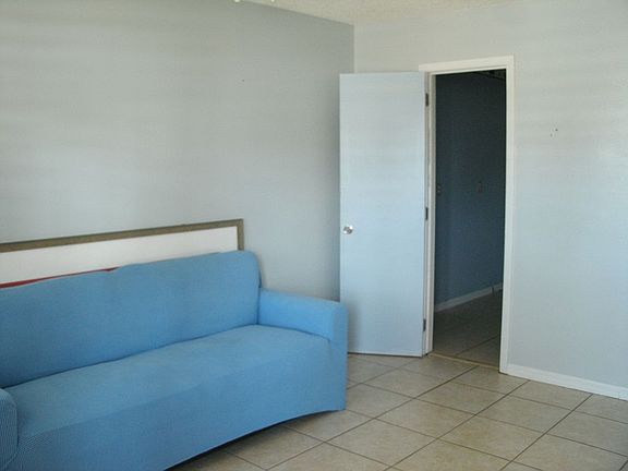 3rd image of 242 Northshore Dr #B