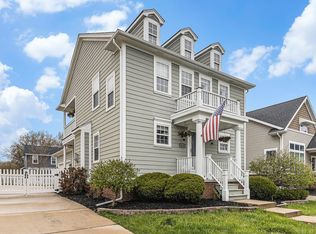 1818 Gilmore St, Howell, MI 48855