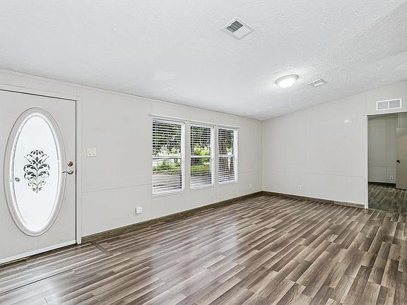 3rd image of 223 Ajax Dr NW