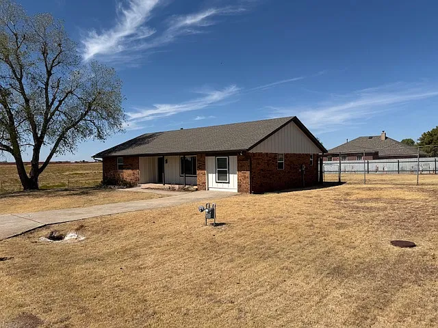 3 bed, 1450 sqft, $1,525 — Photo 3