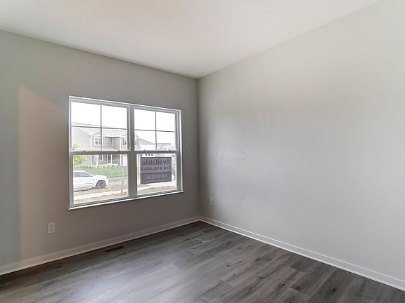 4th image of 145 Avery Pl