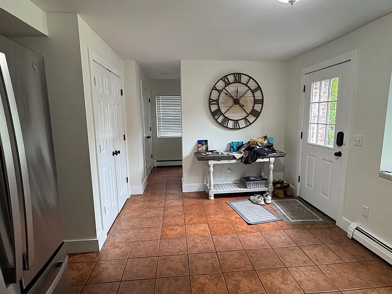204 Walnut St — Photo 3