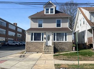 16 E Cleveland Ave #2-B/R, Norwood, PA 19074