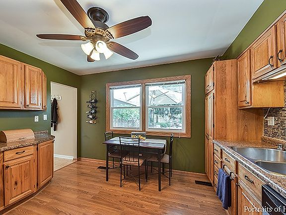 4th image of 480 Woodlyn Dr