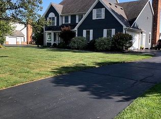 6819 Shadowcreek Dr, Maumee, OH 43537