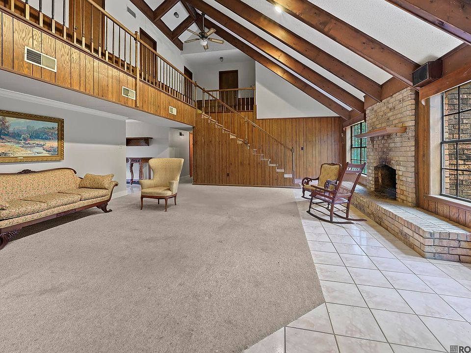 1st image of 22170 Hoo Shoo Too Rd