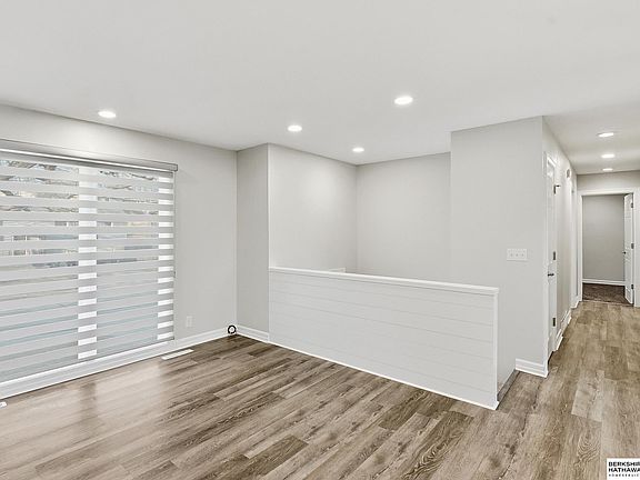 5th image of 2809 Ponderosa Dr