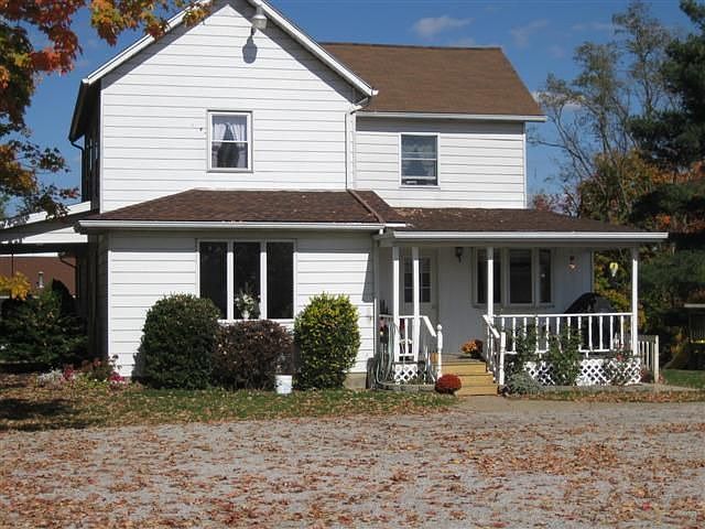 2nd image of 8155 Ridge Rd