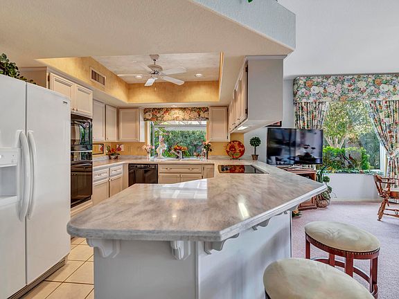 2nd image of 10435 E Nacoma Dr