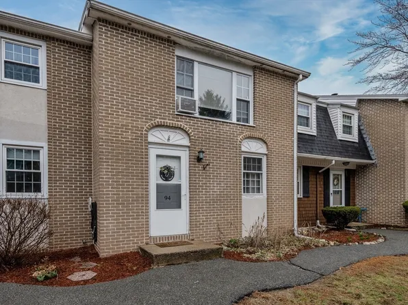 17 Cannongate Rd APT 94, Tyngsboro, MA 01879