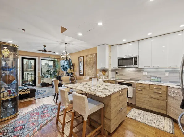 1 Greene Street image 4 of 23