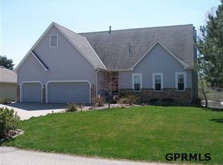 75 Ginger Woods Rd, Valley, NE 68064