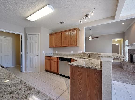 5th image of 1120 Ben Dr