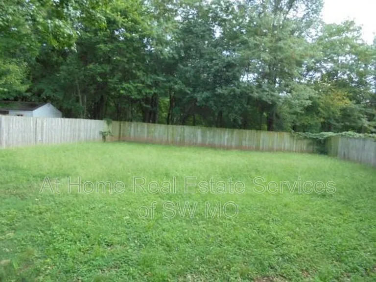 3410 W Maple Dr — Photo 10