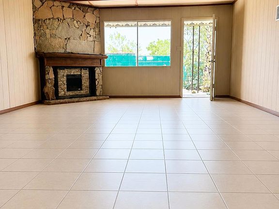 5th image of 13175 Santa Ysabel Dr