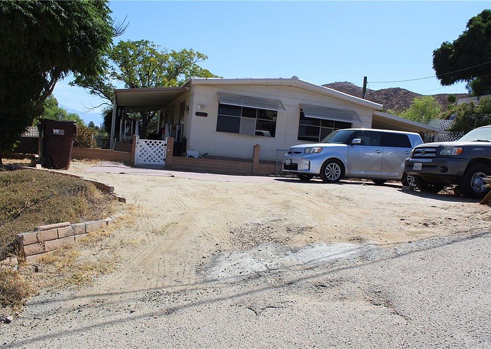 1st image of 26440 Kelley Ln