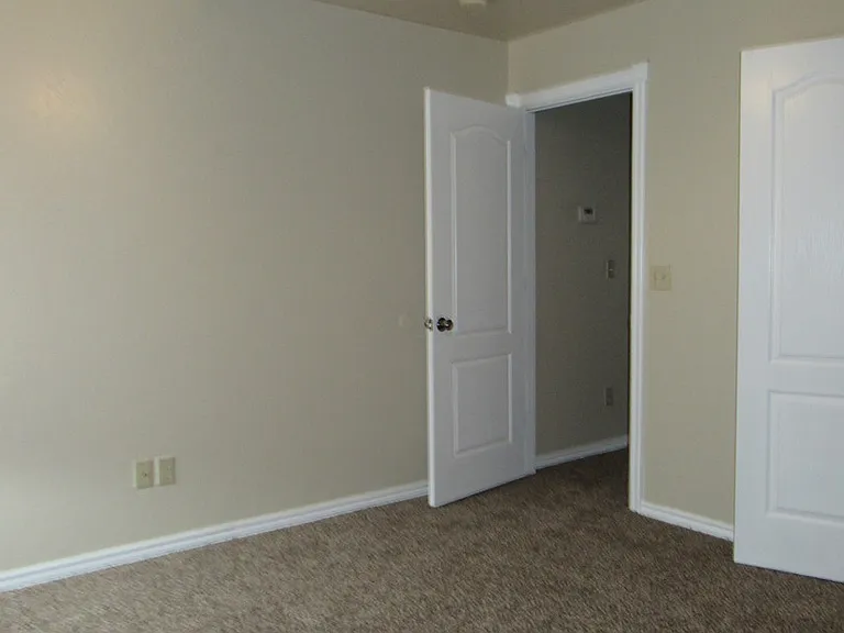 4424 NW Wolf Creek Blvd — Photo 21