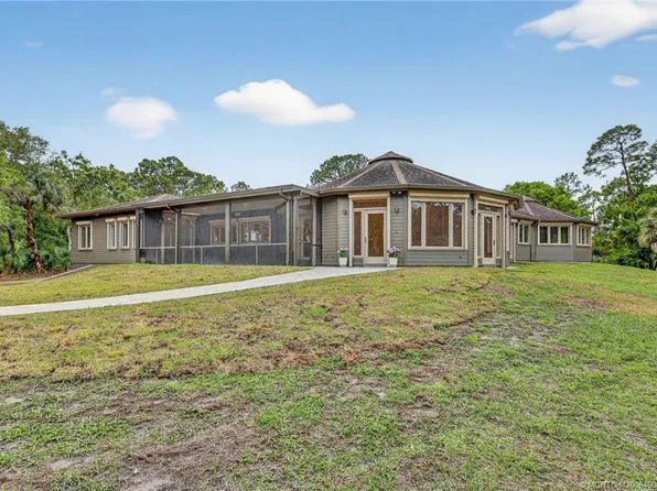 9180 SW Star Dr, Stuart, FL 34997