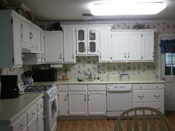 4th image of 305 Alyene Dr