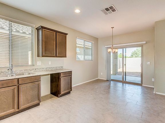 5th image of 3028 S 104th Ln