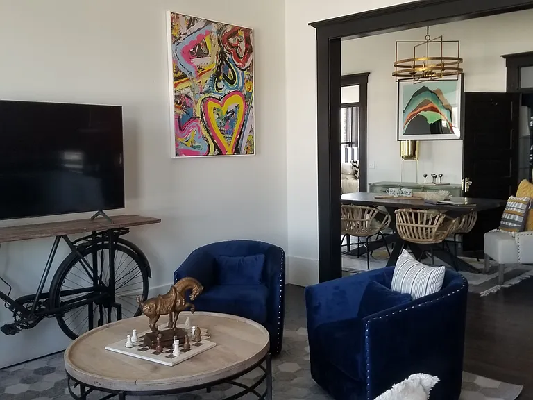 2 bed, 2.0 bath, 1600 sqft, $2,500 — Photo 17