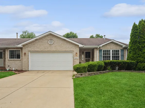 880 Blue Jay Way, Dyer, IN 46311