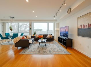 333 3rd St APT 402, Jersey City, NJ 07302
