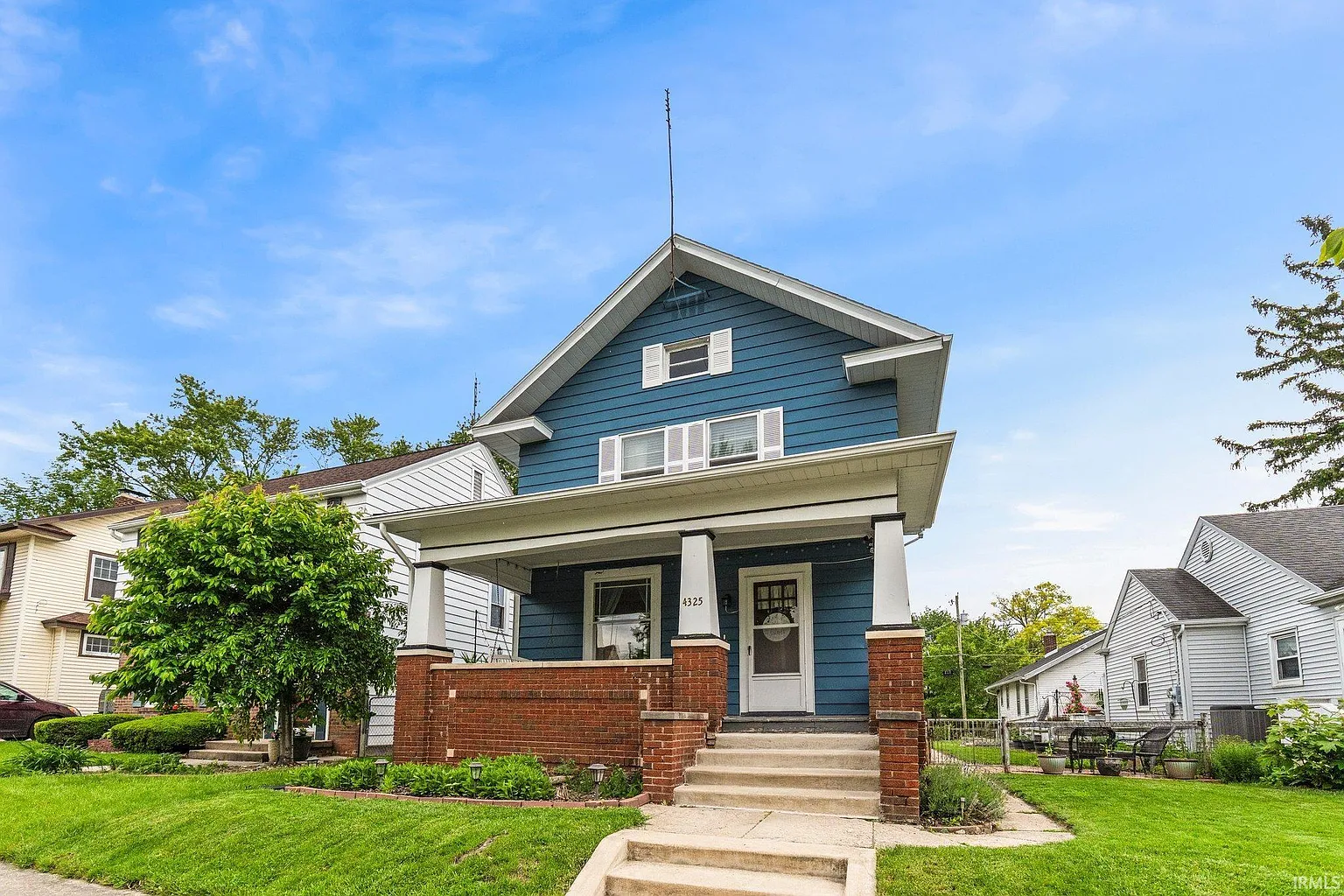 4325 S Wayne Ave photo 1