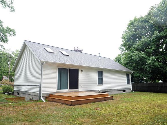 2nd image of 2337 Arbor Ave
