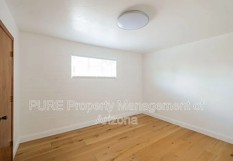 2817 N 51st St — Photo 12