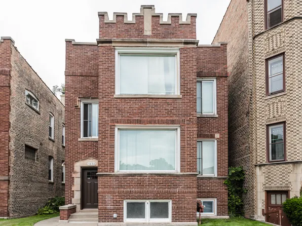 7430 S Bennett Ave, Chicago, IL 60649