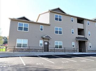 103 Fulton St #212, Akron, PA 17501