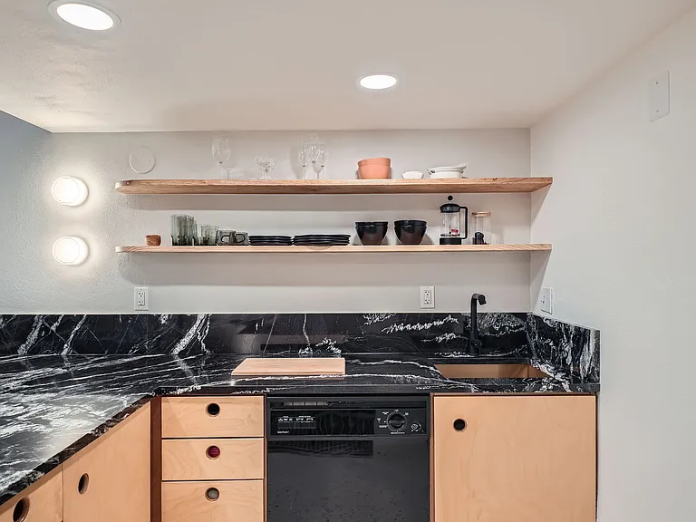 108 W Byers Pl #104 — Photo 5