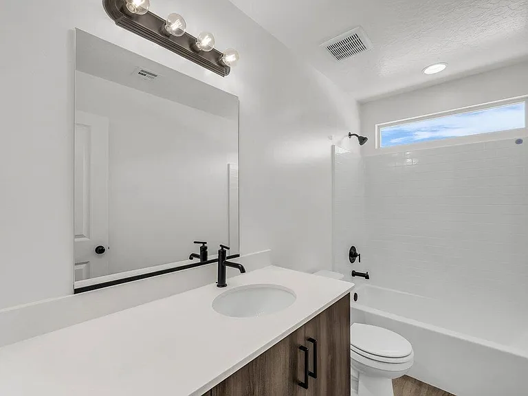 5654 S Duel Ln — Photo 13
