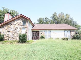 6060 Tall Willow Dr, Memphis, TN 38141