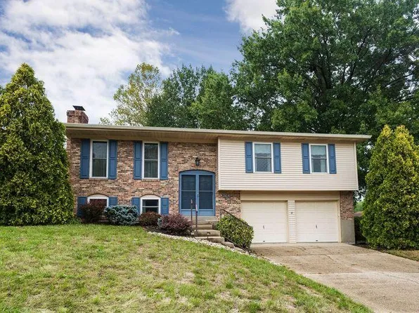 2702 Wesley Dr, Villa Hills, KY 41017
