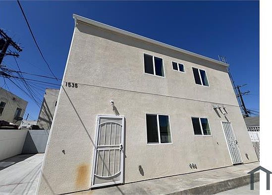 2nd image of 1535 W 80th St