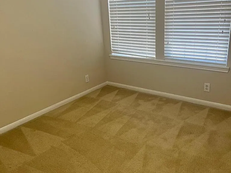 6035 Hart Fld — Photo 21