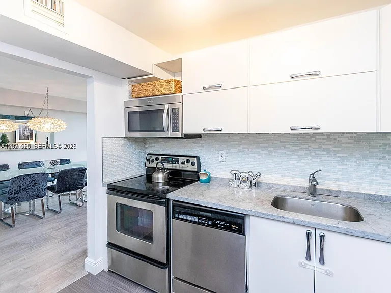 3701 N Country Club Dr #1002 — Photo 12
